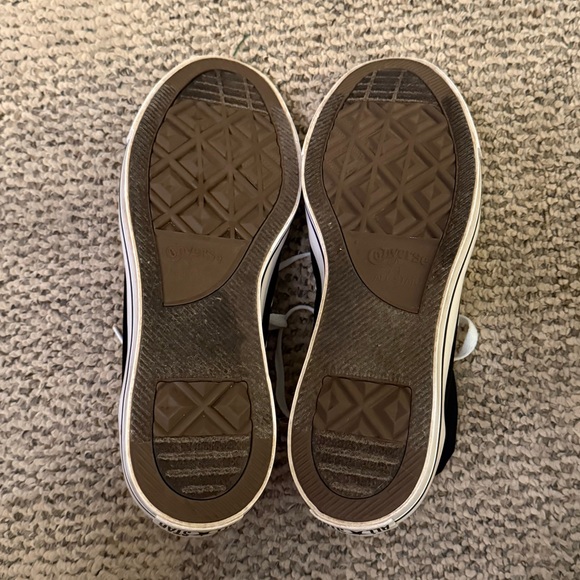 Converse Black and White High-Tops - Picture 4 of 4